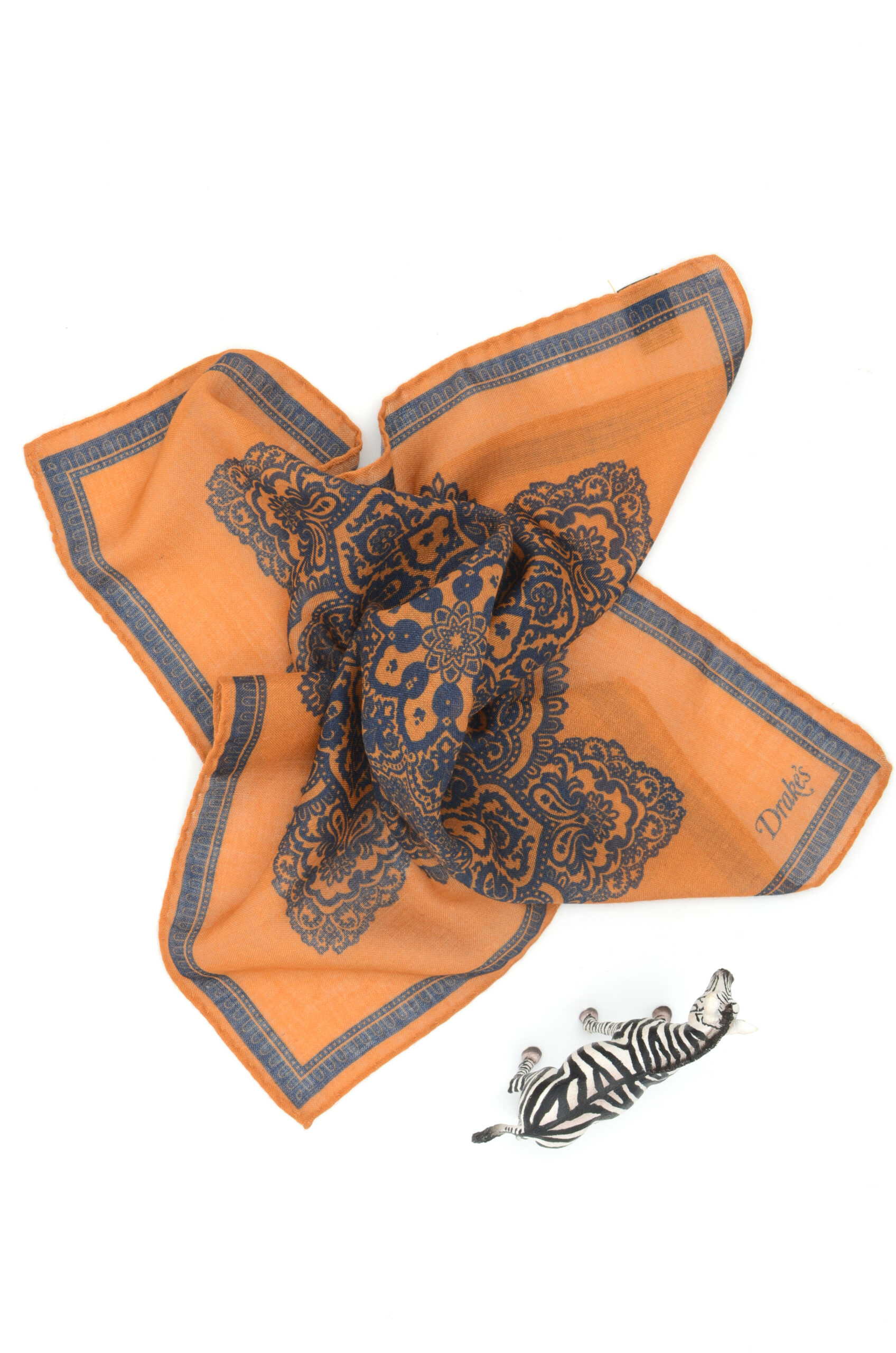 DRAKE'S pocket square - AuDroleDeZebre.fr