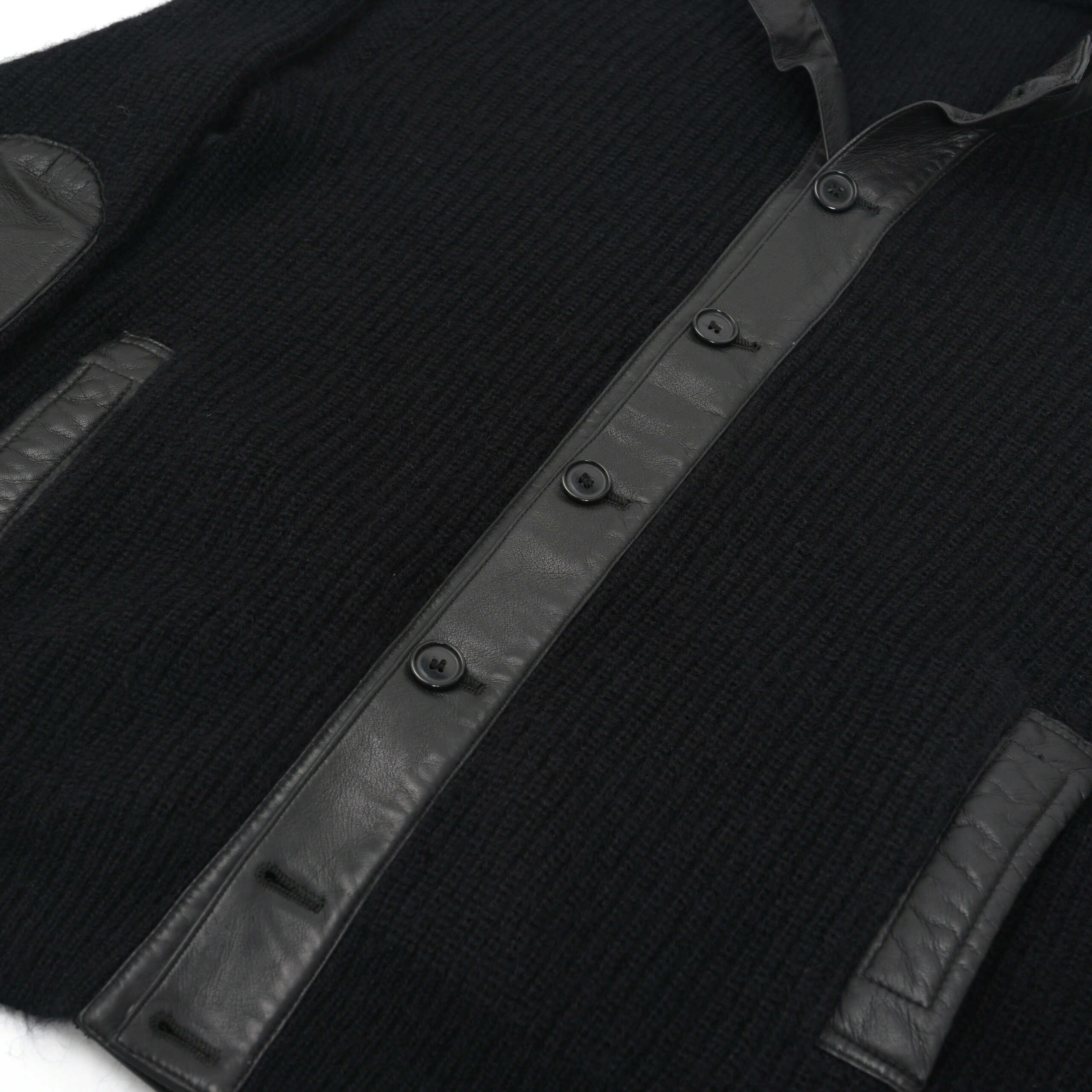 CHARVET wool & leather cardigan (48 EU) – Au Drôle de Zèbre – Au Drôle de Zèbre